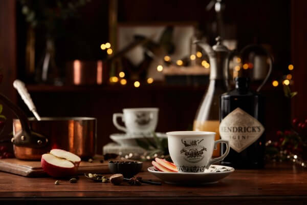 Copy of HG Festive Celebration Hot Spiced Apple 610 Joe Sarah
